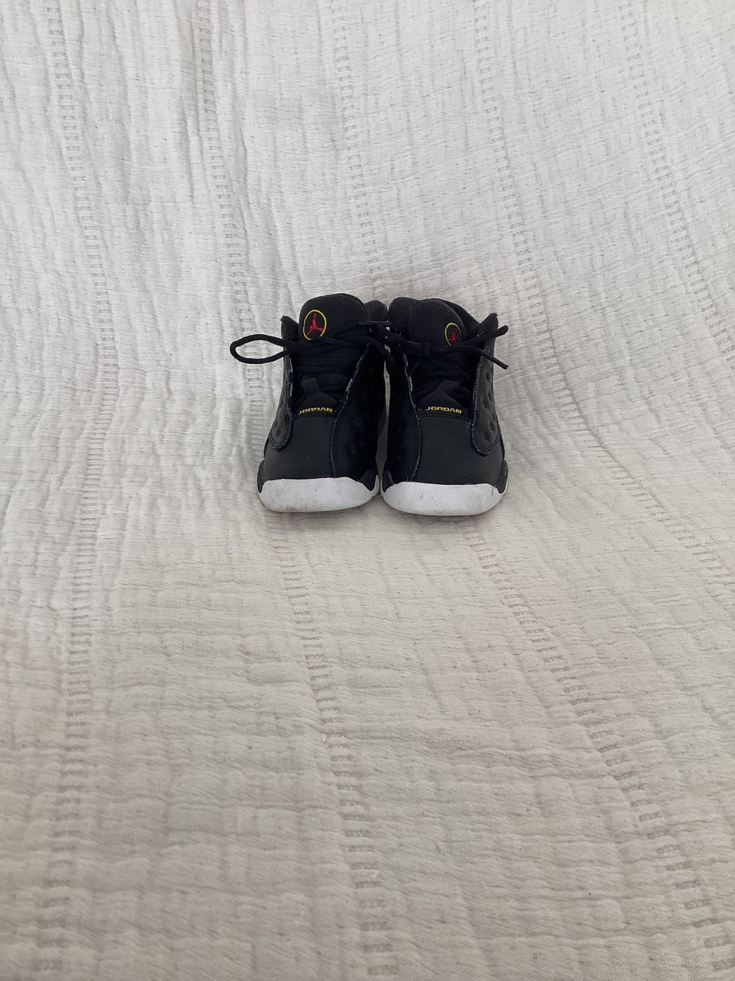 Toddler 9C Retro Jordan’s. Black