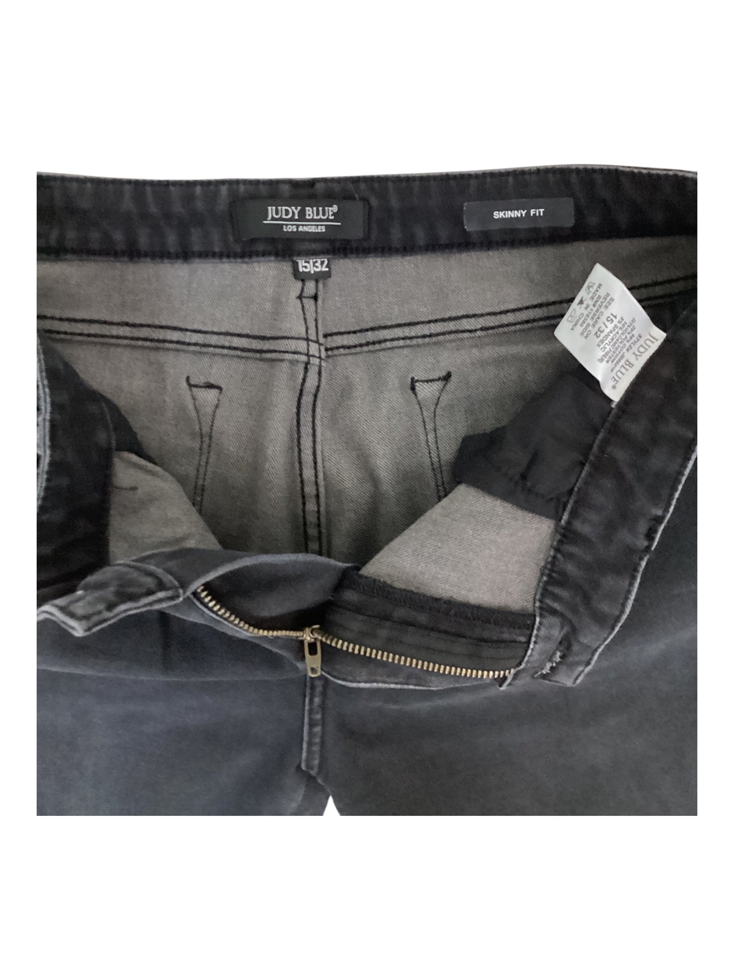 Judy Blue women’s Skinny Fit Jeans Size 15/32 Black