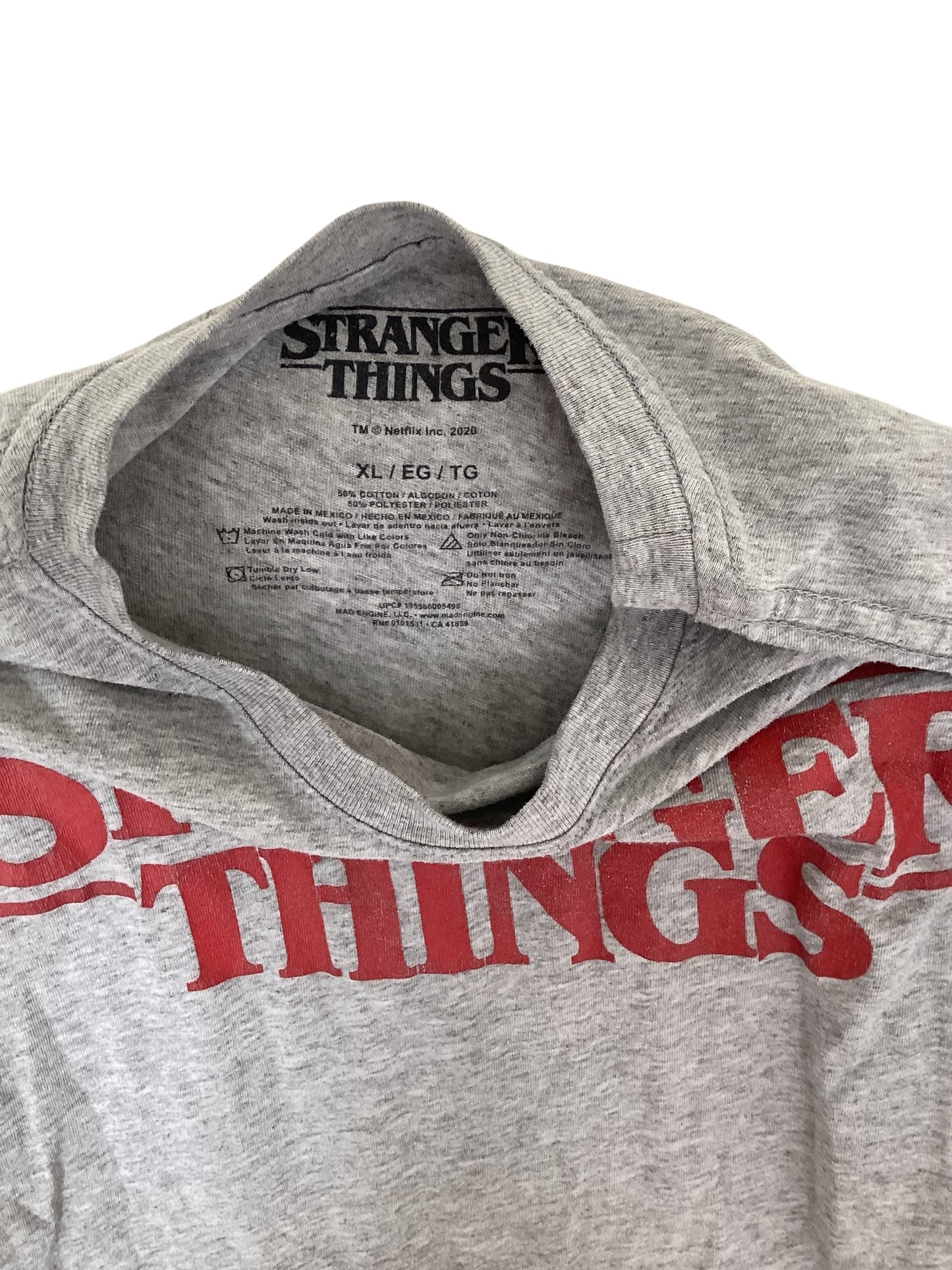 Netflix Stranger Things Graphic Tee Women’s XL