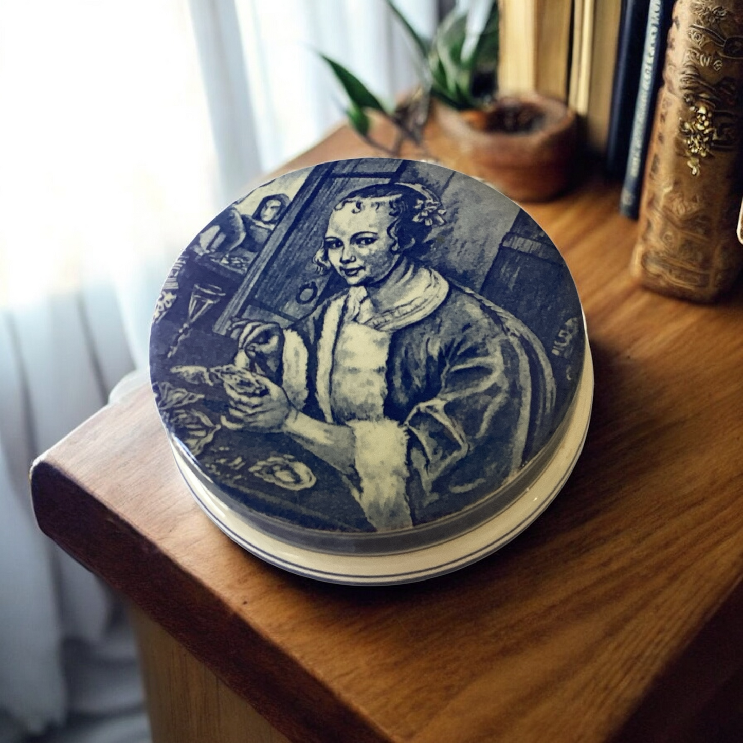 Vintage Blue Delft Holland Round Hand Painted Trinket Box