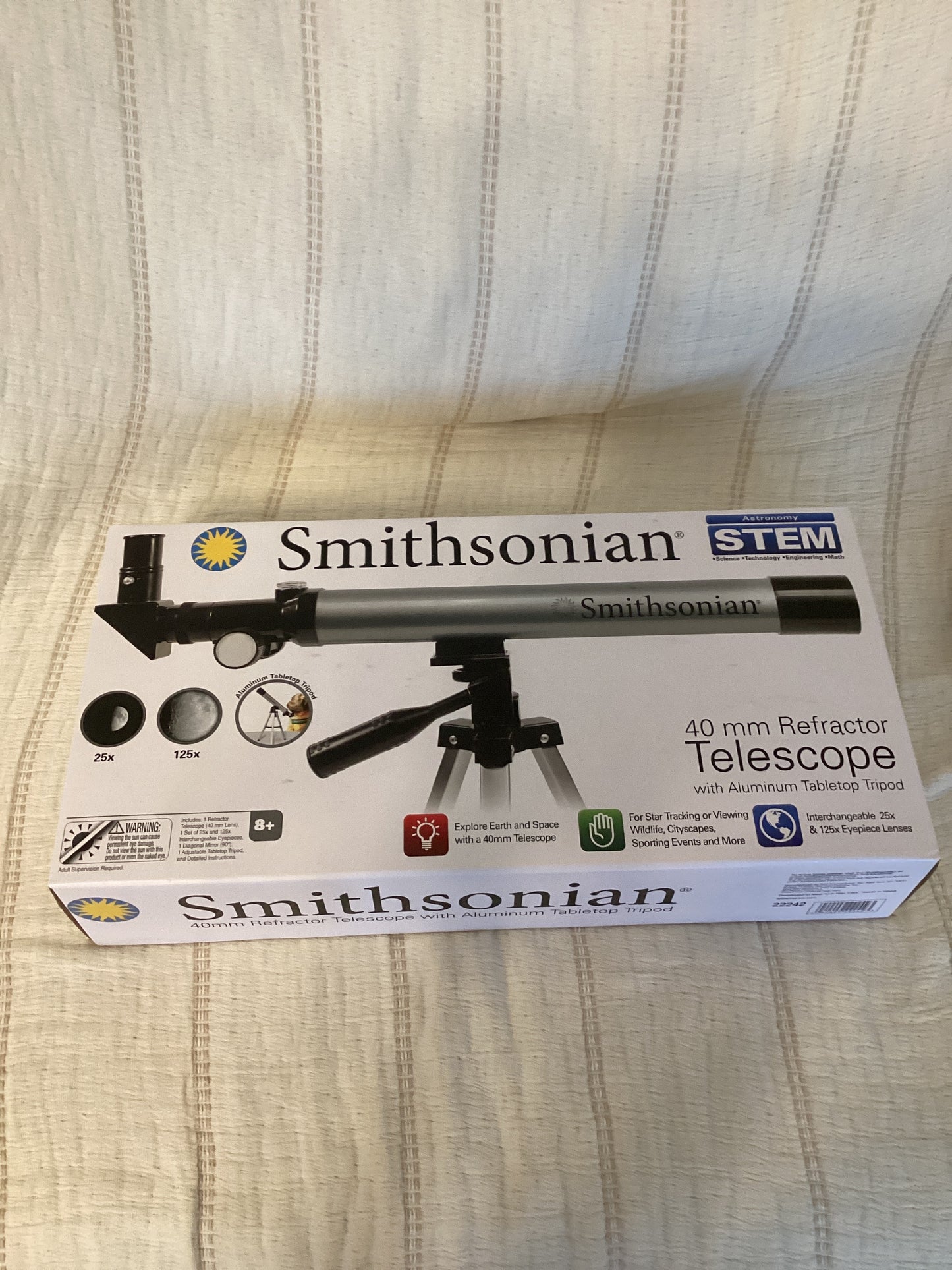 Smithsonian 40mm Refractor Telescope With Tripod