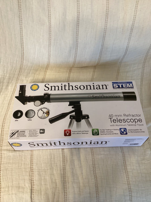 Smithsonian 40mm Refractor Telescope With Tripod