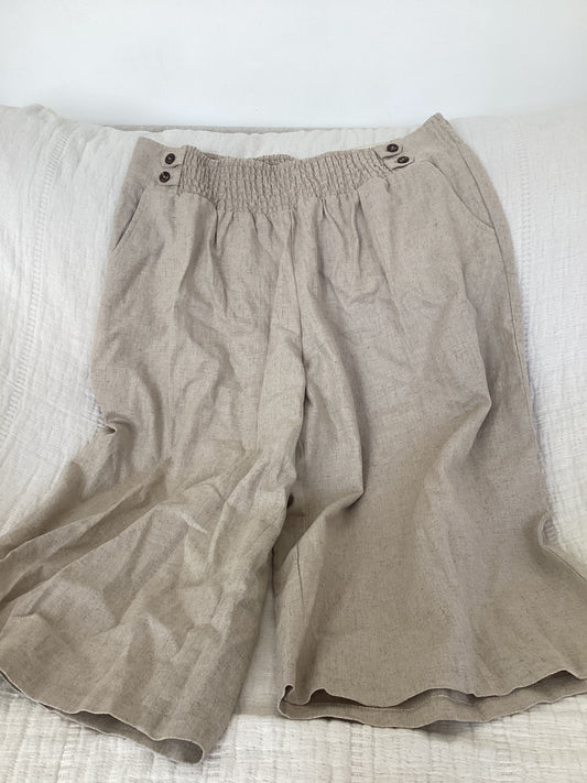 Cato 100% Linen Capri Pants (18/20W)