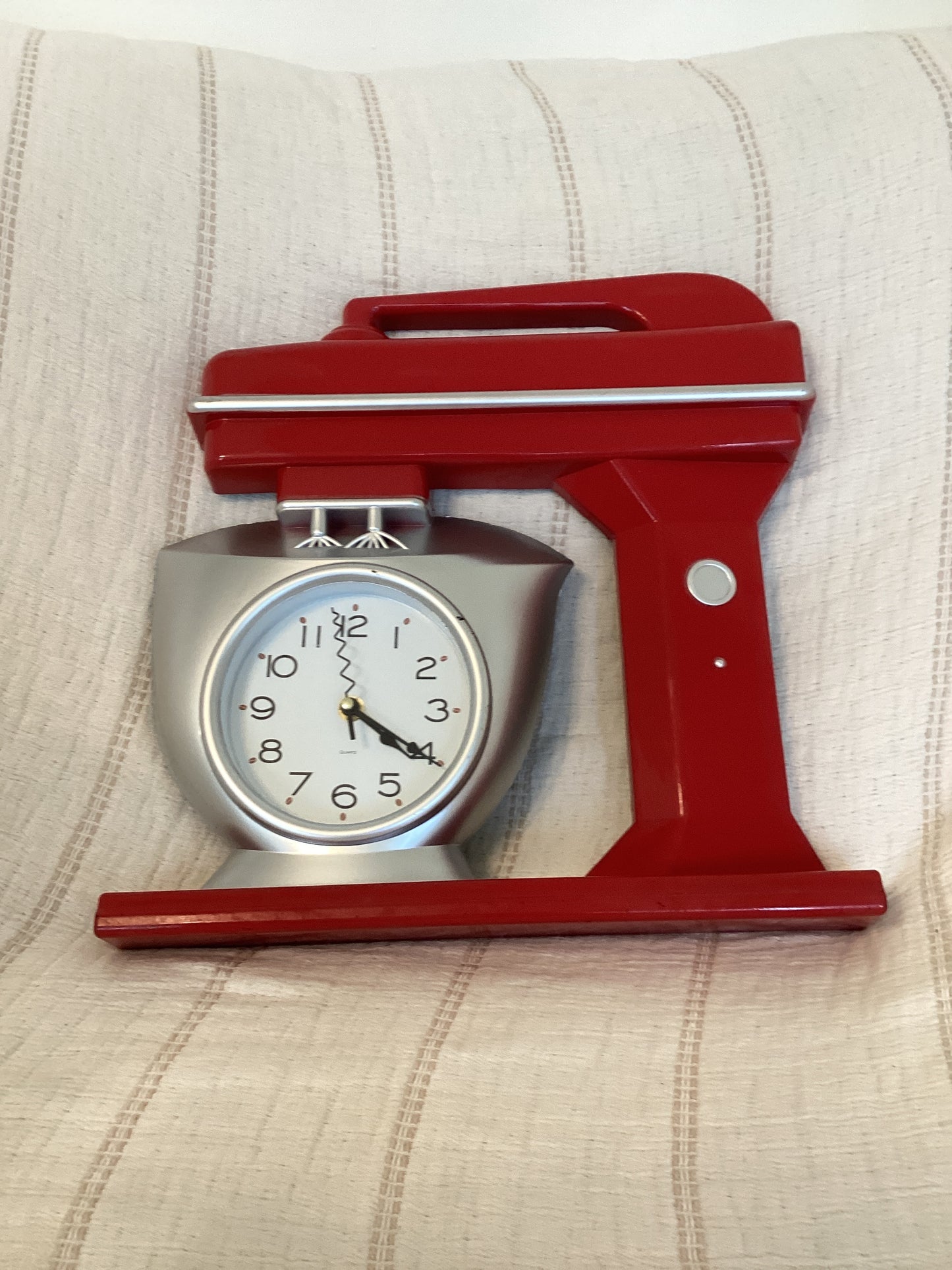 Red Vintage Kitchen Wall Clock