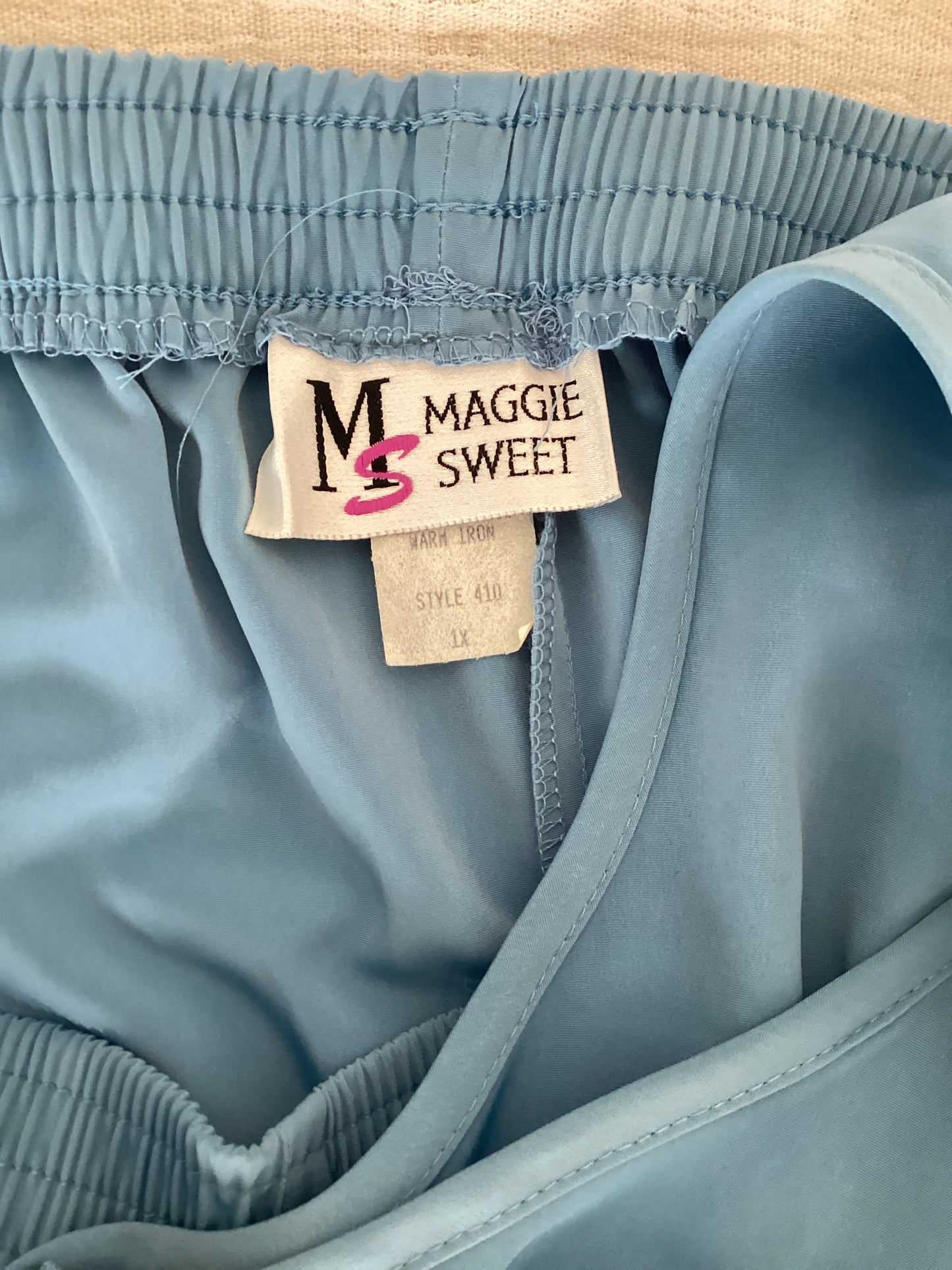 Maggie Sweet Blouse And Pant Set (1X)