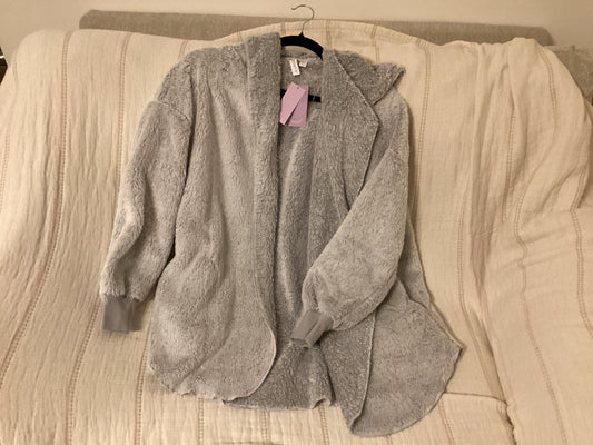 Joyspun fuzzy sweater (M)