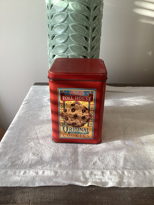 Vintage Nestle Toll House Tin