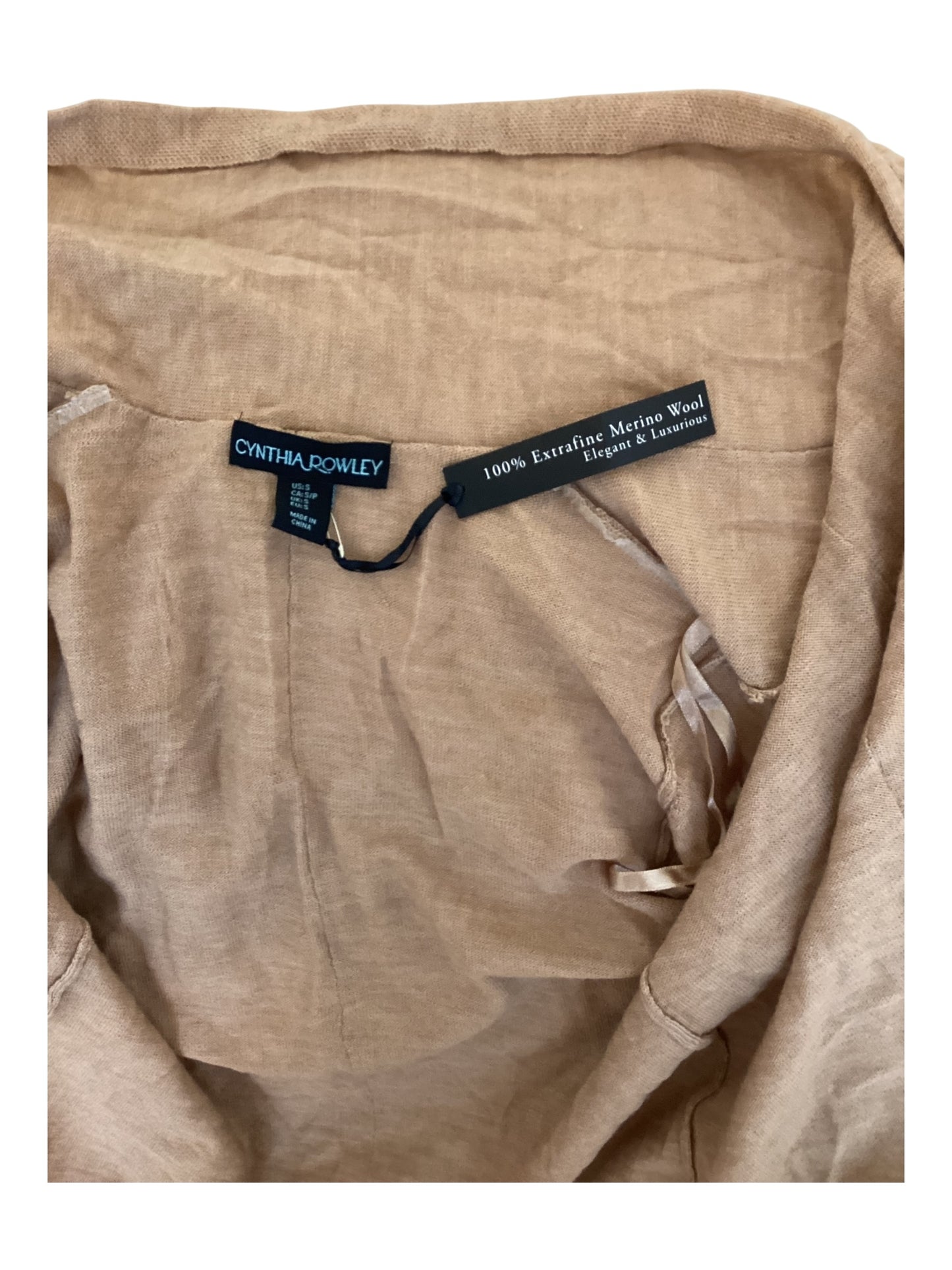 Cynthia Rowley 100% Merino Wool Cover