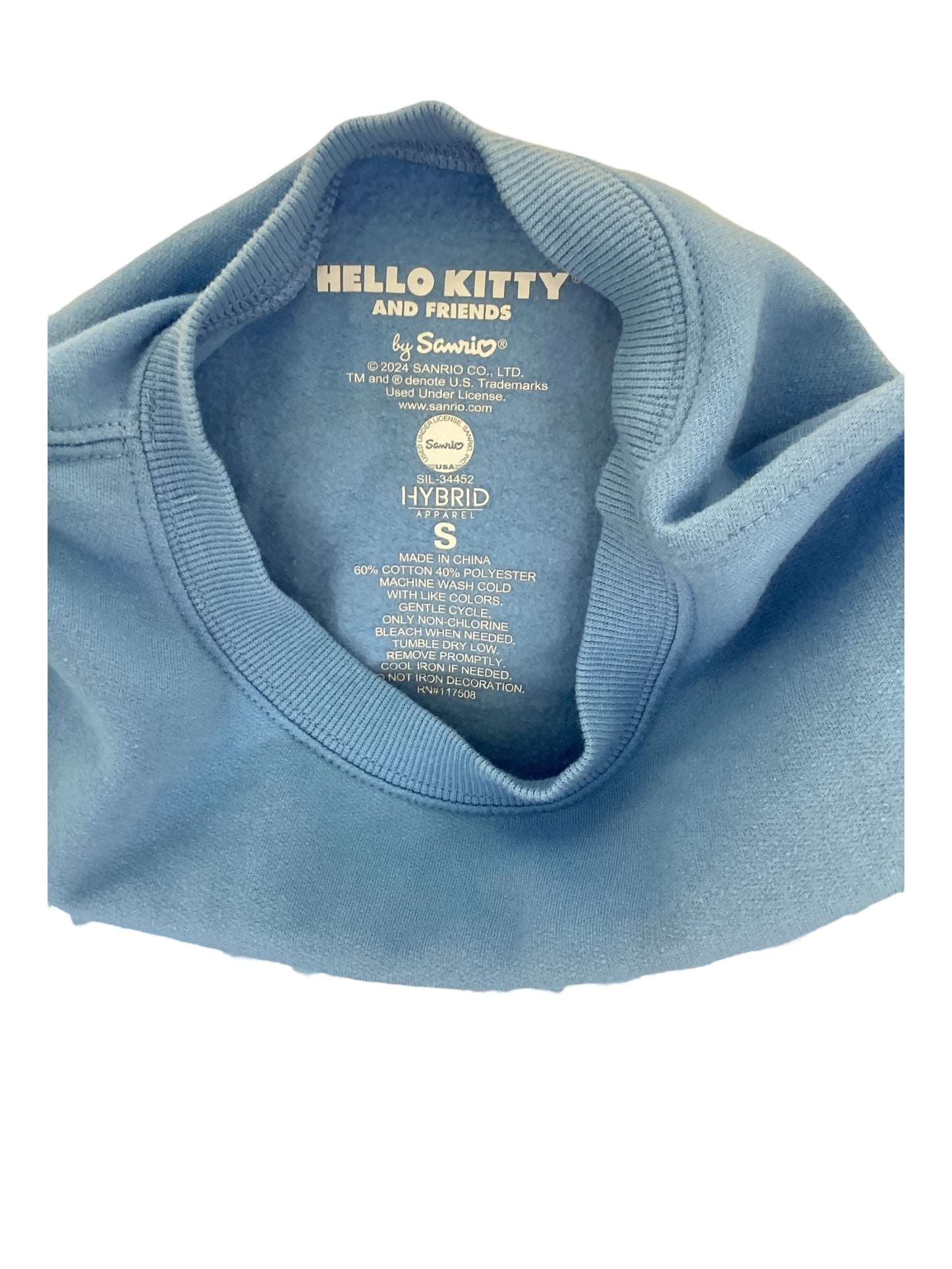 Hello Kitty Women’s Love yourself Sweater (S)