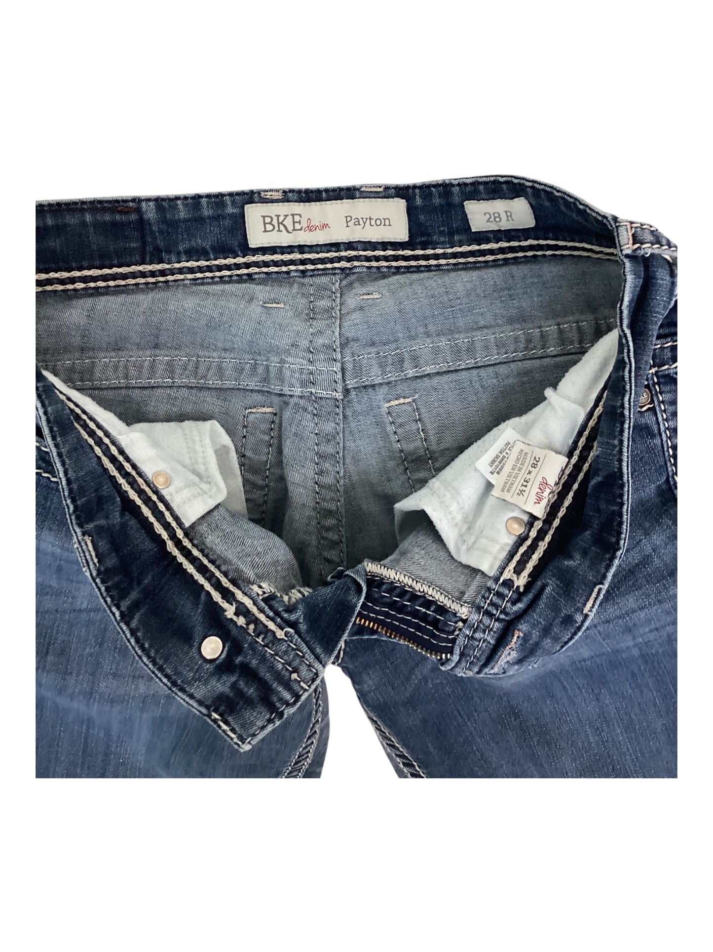 Buckle women’s Payton Jeans Size 28R